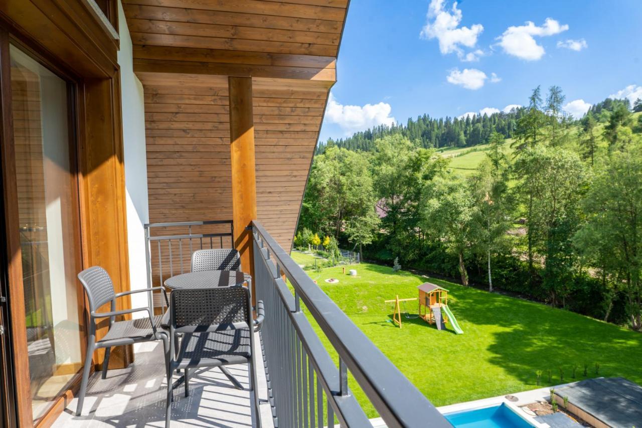 Apartamenty Mariza Szczawnica Jaworki: Mountain Retreat with Heated Pool & Sauna Exterior photo