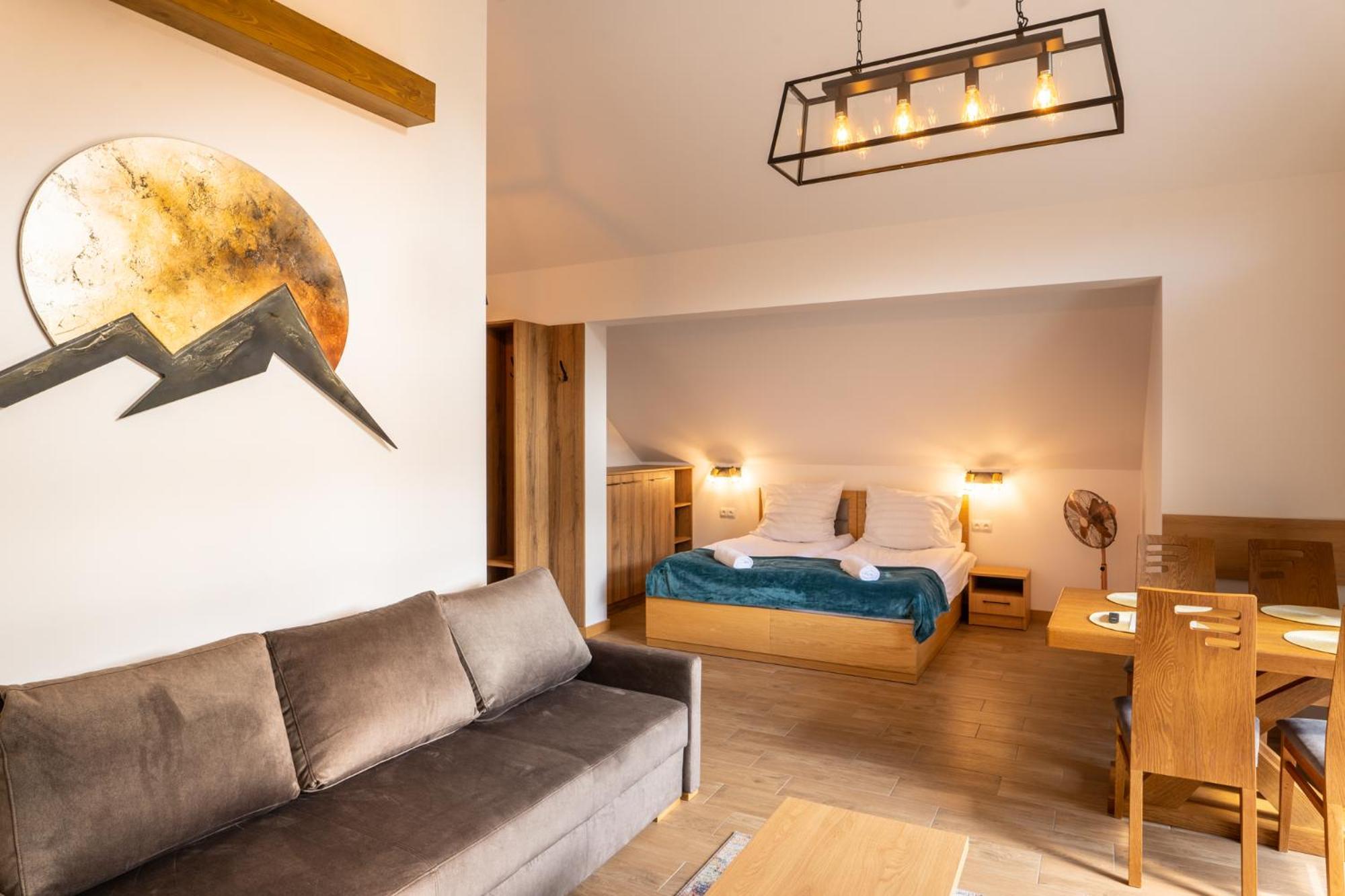 Apartamenty Mariza Szczawnica Jaworki: Mountain Retreat with Heated Pool & Sauna Exterior photo